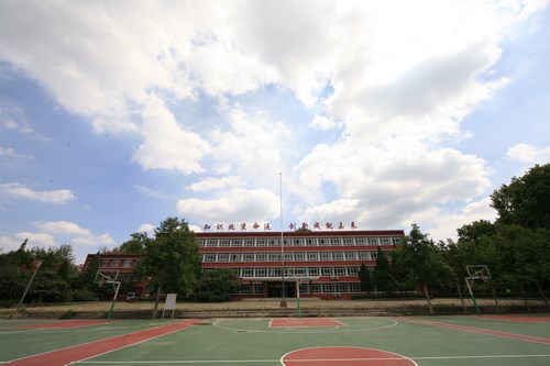 中國洛陽一拖技師學院有哪些熱門專業？